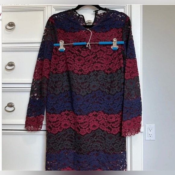 Sandro Lace dress size 3 - Picture 2 of 4